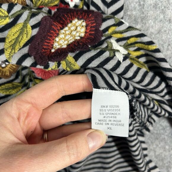 Soft Surroundings Tunic Top Womens XL Striped Embroidered Floral Shark Bite Hem - Picture 8 of 9